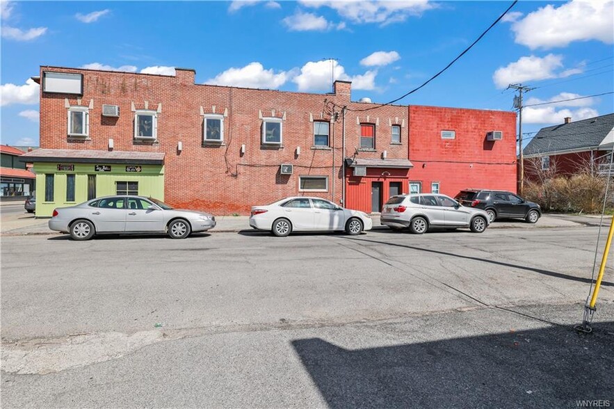 1701 Pine Ave, Niagara Falls, NY en venta - Foto del edificio - Imagen 2 de 10