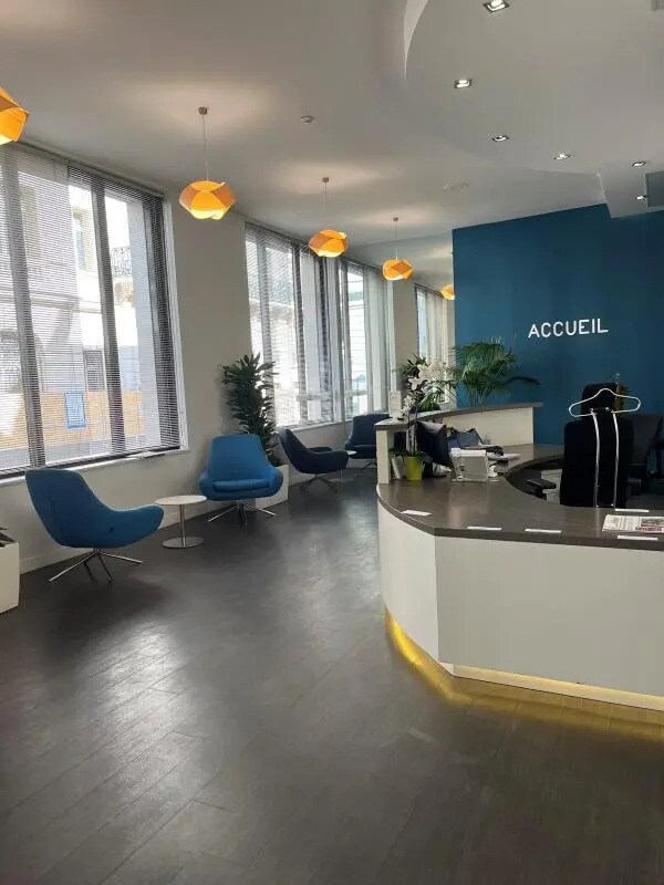 40 Rue La Pérouse, Paris en alquiler Foto del edificio- Imagen 1 de 9