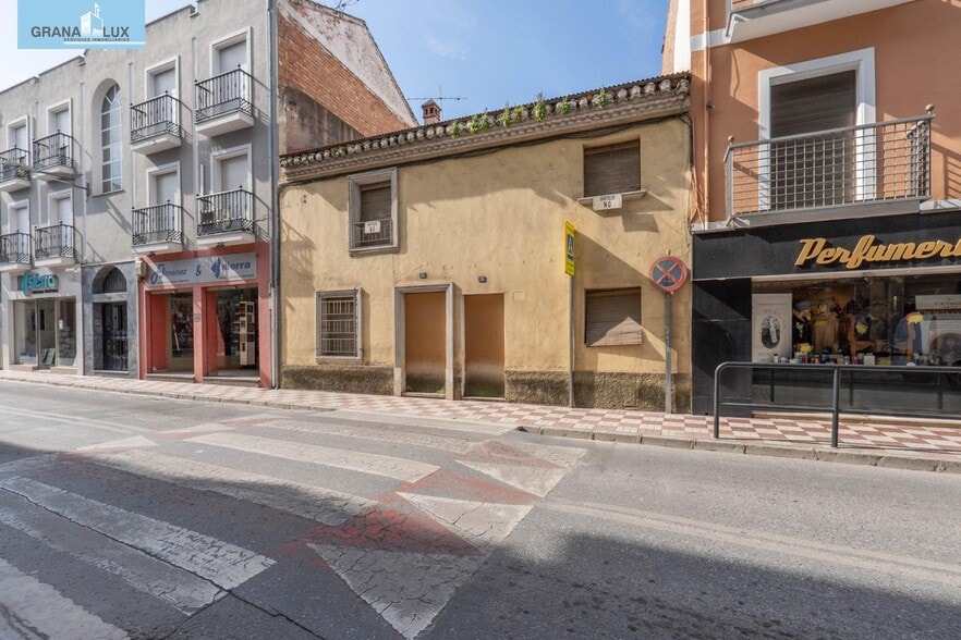 Calle Granada, 20, Albolote, Granada en venta - Foto del edificio - Imagen 2 de 44