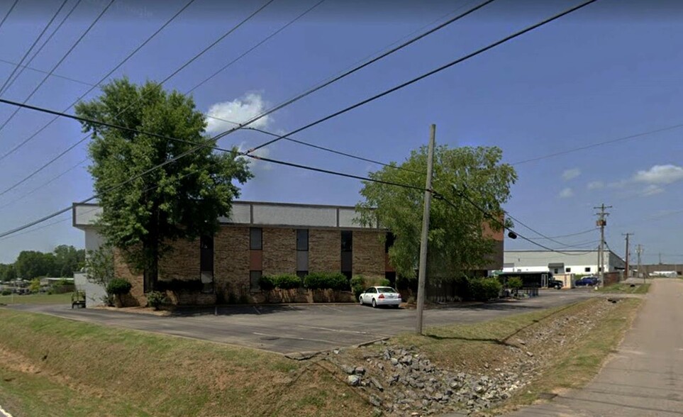 925 Industrial Dr, Old Hickory, TN en alquiler - Foto del edificio - Imagen 2 de 4