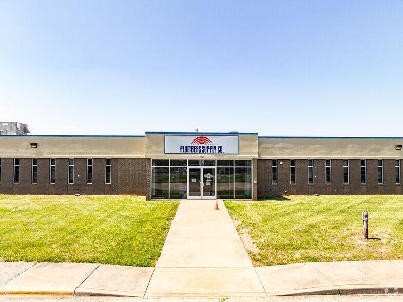 2901 Industrial Dr, Bowling Green, KY en alquiler - Foto del edificio - Imagen 1 de 5