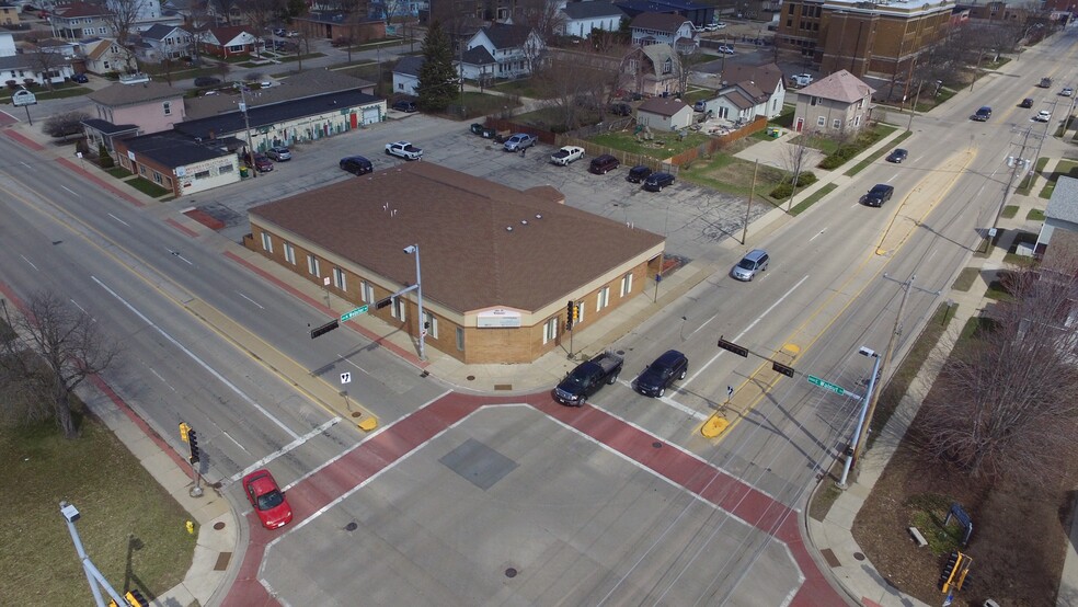 101 N Webster St, Green Bay, WI en venta - Foto del edificio - Imagen 1 de 2