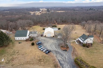 658-664 State Route 208, Gardiner, NY - VISTA AÉREA  vista de mapa - Image1