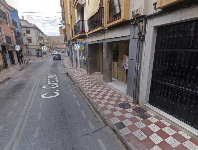 Calle Granada, 11, Albolote, Granada en alquiler - Foto del edificio - Imagen 3 de 4