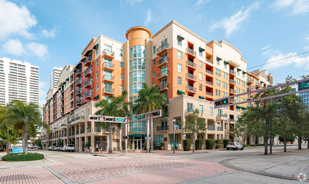 600 S Dixie Hwy, West Palm Beach, FL en alquiler - Foto principal - Imagen 1 de 17