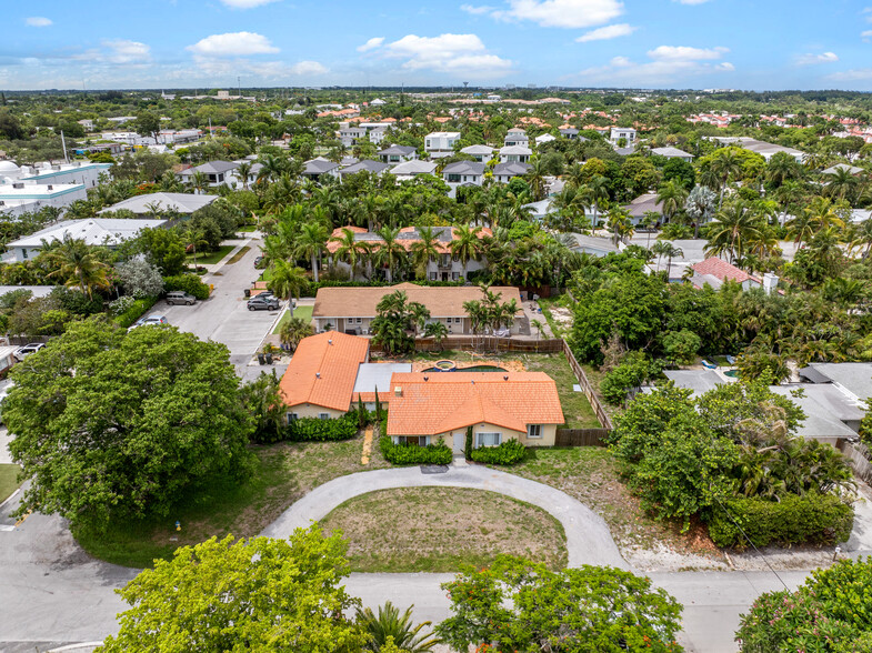 801 Bond Way, Delray Beach, FL en venta - Foto del edificio - Imagen 2 de 5