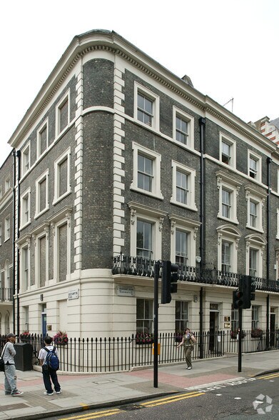 46-47 Bloomsbury Sq, London en alquiler - Foto del edificio - Imagen 3 de 3