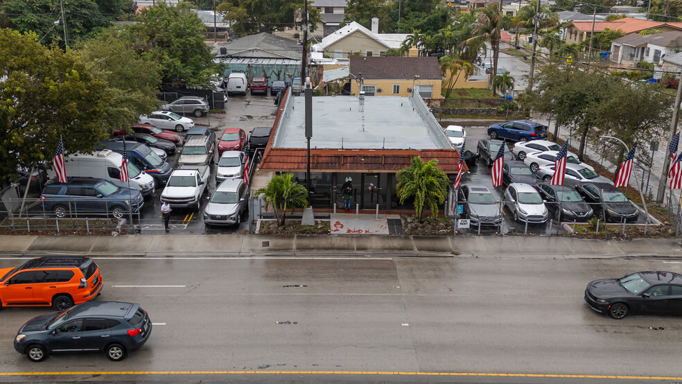 290 NW 27th Ave, Miami, FL en alquiler - Foto del edificio - Imagen 2 de 30