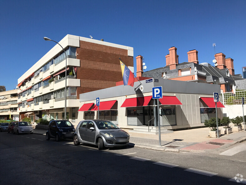 Calle Apolonio Morales, 3, Madrid, Madrid en alquiler - Foto del edificio - Imagen 3 de 4