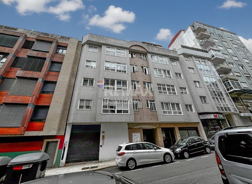 Local en Vigo, Pontevedra en venta - Foto del edificio - Imagen 1 de 23