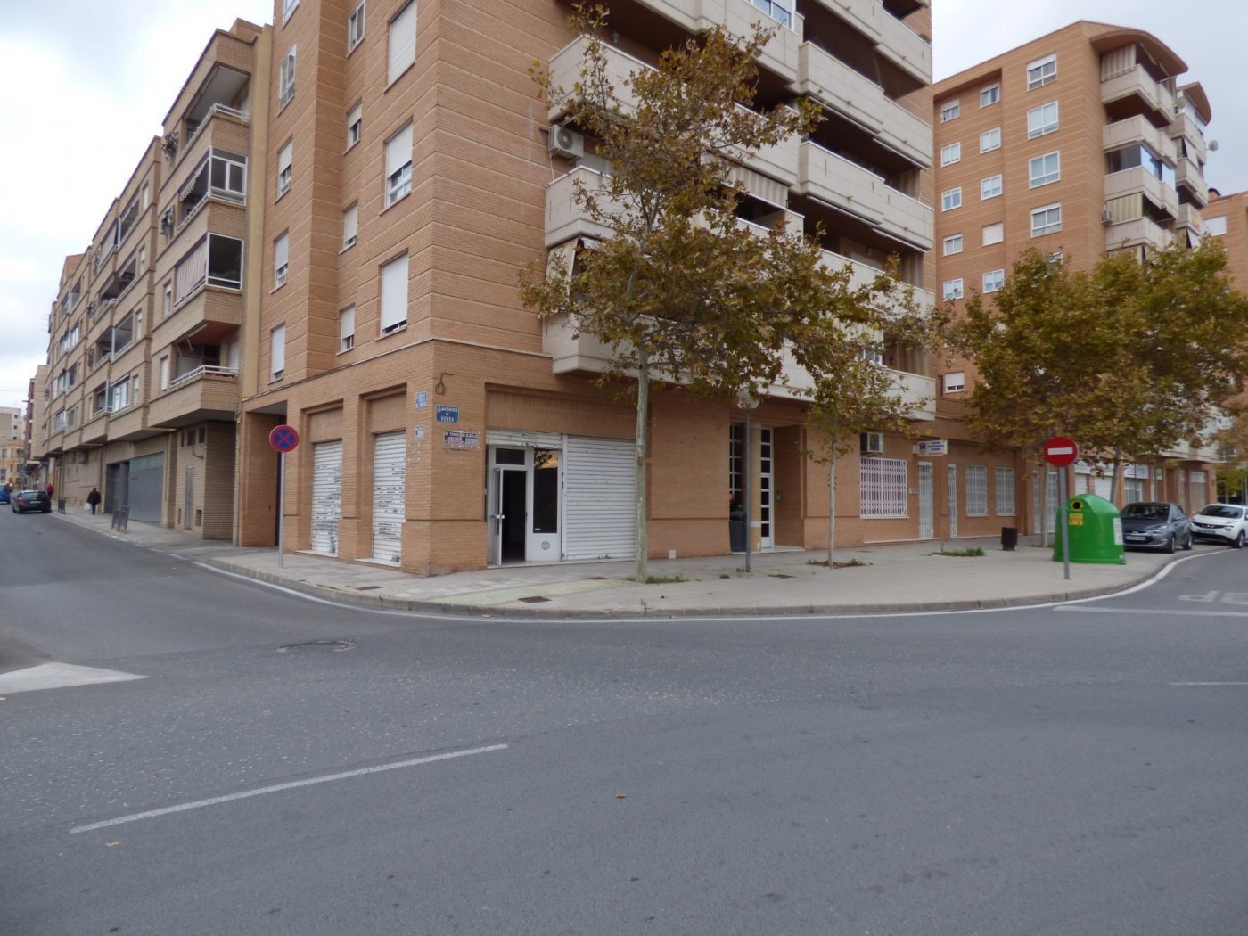 Local en Elda, Alicante en alquiler Foto del edificio- Imagen 1 de 6