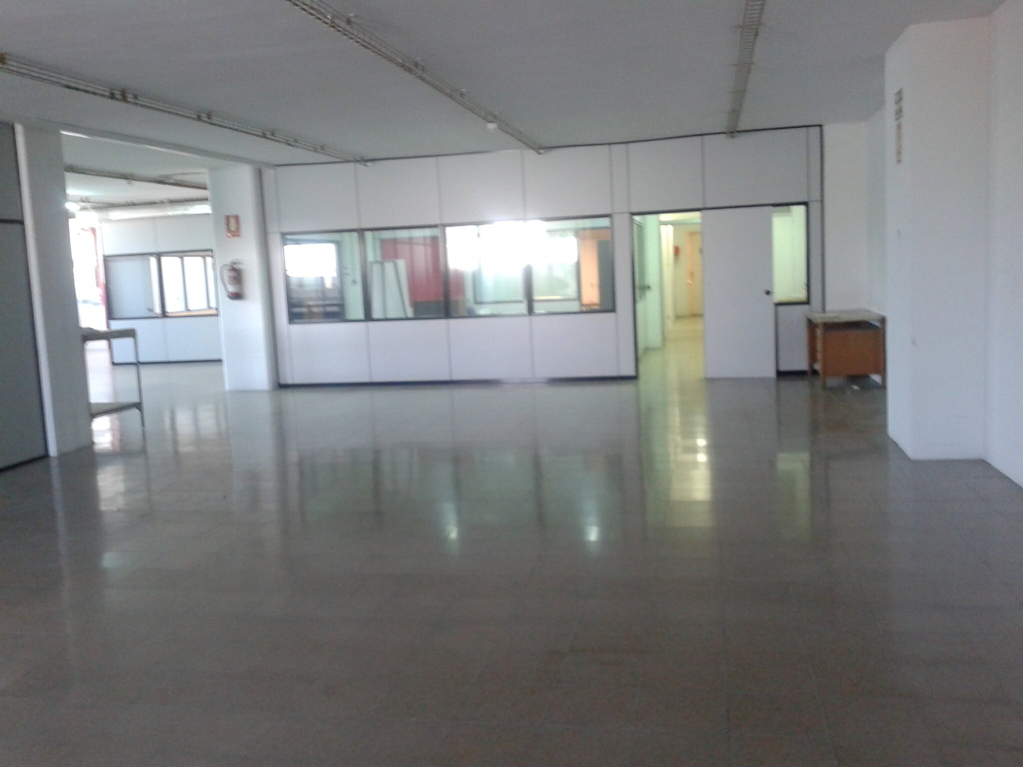 Nave en L'Hospitalet de Llobregat, Barcelona en alquiler Foto del interior- Imagen 1 de 5