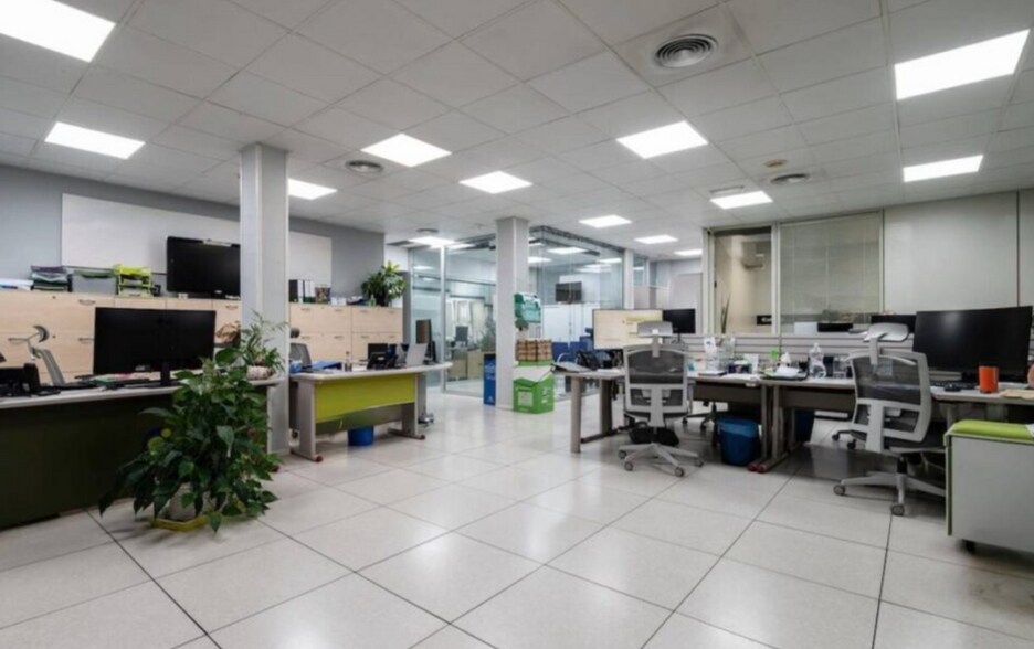Oficina/Local en Madrid, Madrid en alquiler - Foto del interior - Imagen 2 de 2
