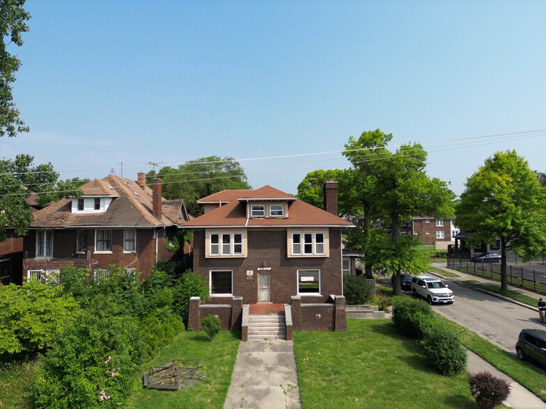 2641 W Grand Blvd, Detroit, MI en alquiler - Foto principal - Imagen 1 de 17