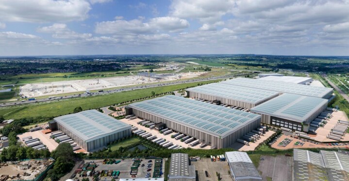 Luton Rd, Luton en alquiler - Foto de la construcción - Imagen 2 de 3