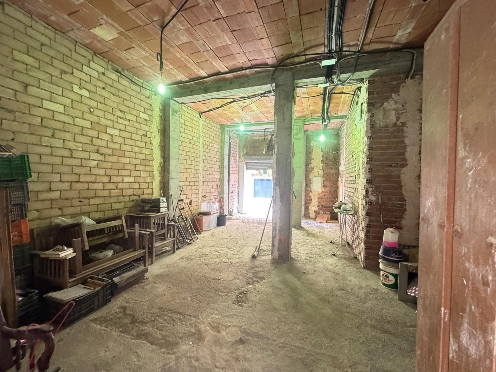 Local en Vélez-Málaga en venta Foto del edificio- Imagen 1 de 24