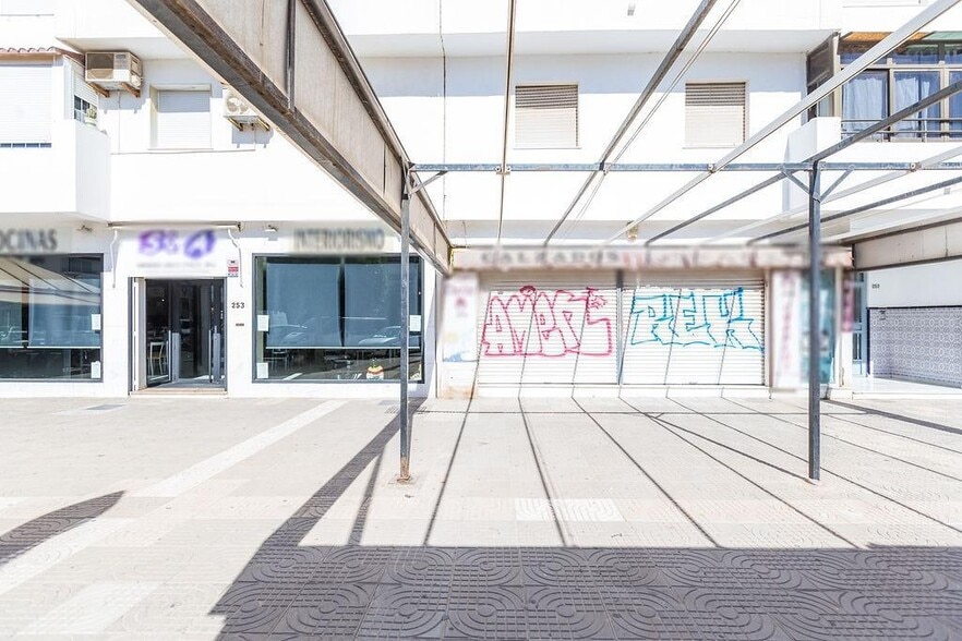 Local en Roquetas de Mar, Almería en venta - Foto del edificio - Imagen 3 de 13
