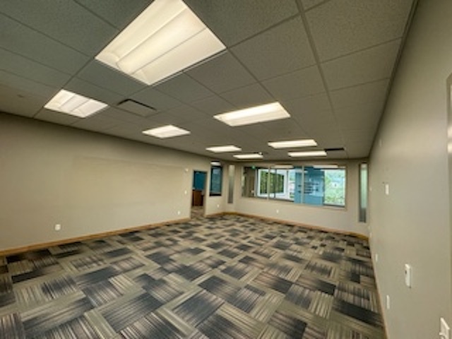 199 N 290 W, Lindon, UT en alquiler - Foto del edificio - Imagen 3 de 42