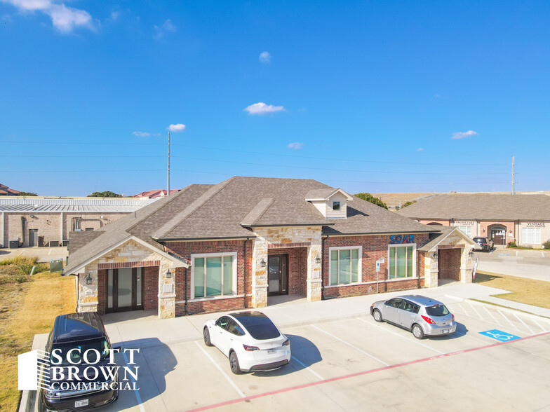 870 Hebron Pky, Lewisville, TX en alquiler - Foto del edificio - Imagen 1 de 22