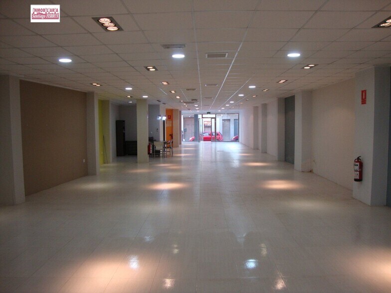 Local en Almussafes, Valencia en alquiler - Foto del edificio - Imagen 2 de 5