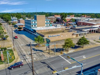 Más detalles para 108 E Hospital St, Nacogdoches, TX - Flex en venta