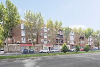 Más detalles de Calle Huerta de Villaverde, Madrid - Edificio residencial​ en venta