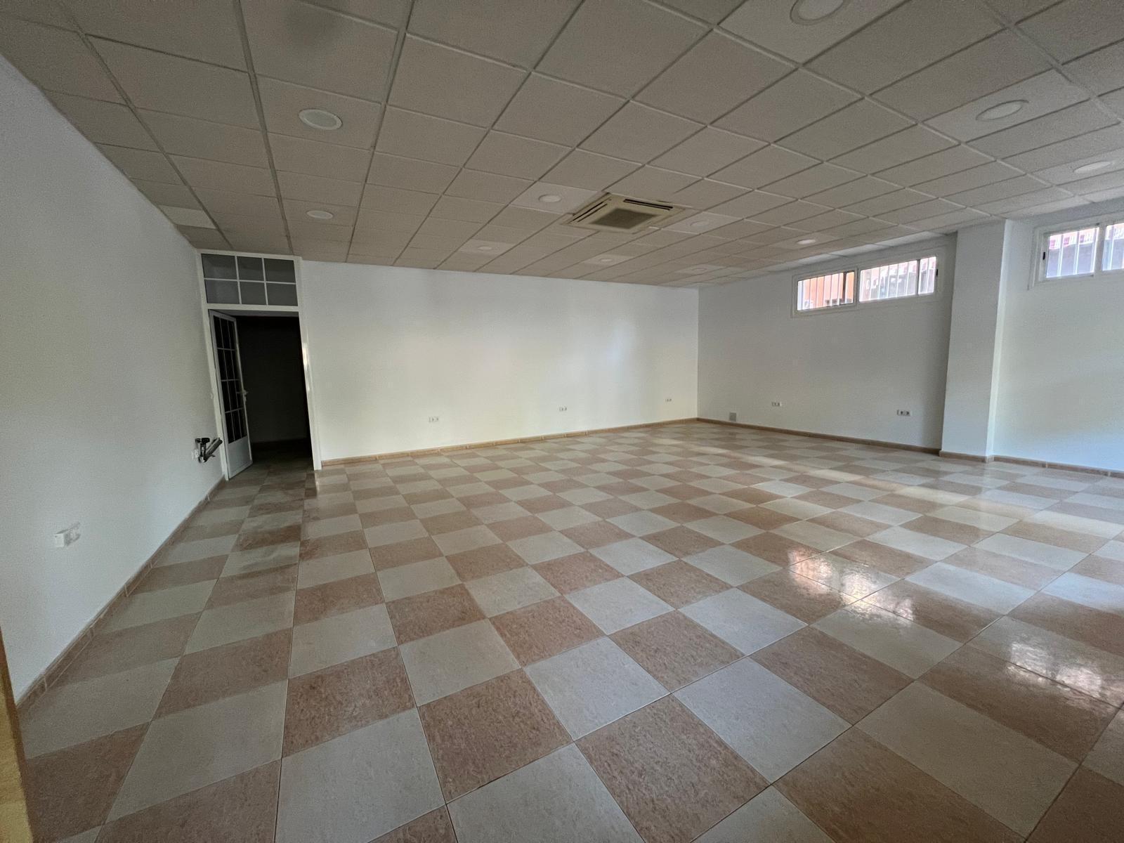 Local en Cáceres, Cáceres en venta Foto del interior- Imagen 1 de 7