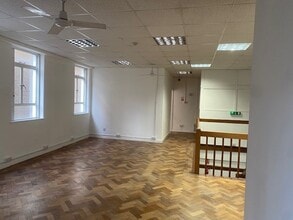 1-18 Church Arcade, Bedford en alquiler Foto del interior- Imagen 2 de 4