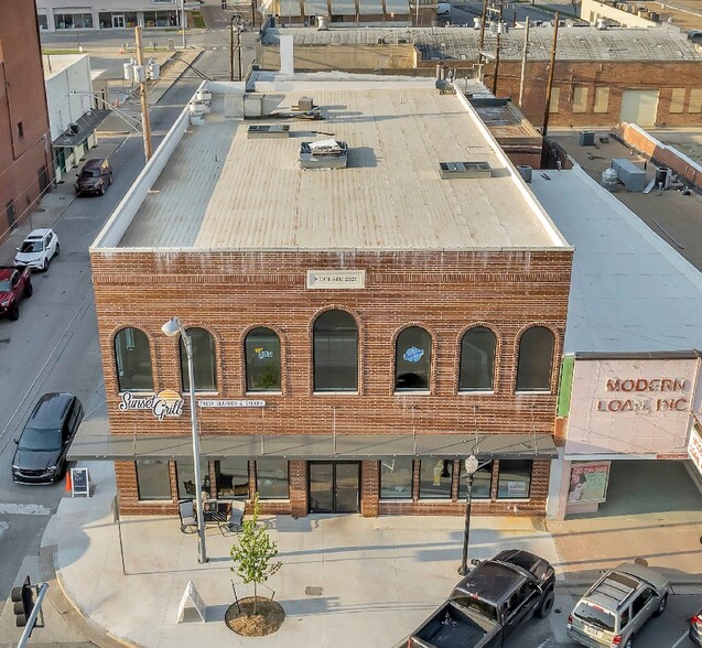 127 W Main St, Ardmore, OK en venta - Foto del edificio - Imagen 1 de 20