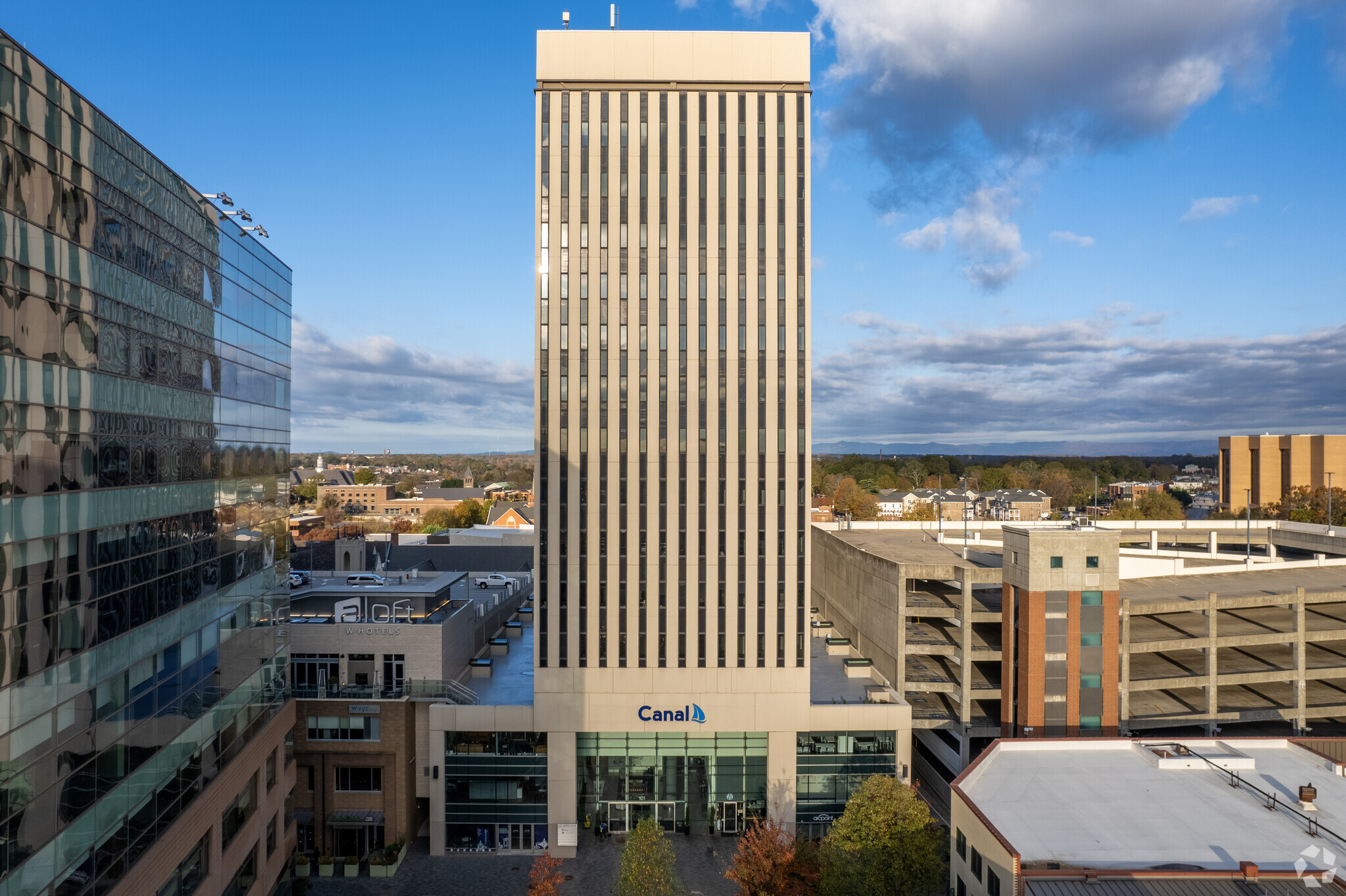 101 N Main St, Greenville, SC en alquiler Foto del edificio- Imagen 1 de 19