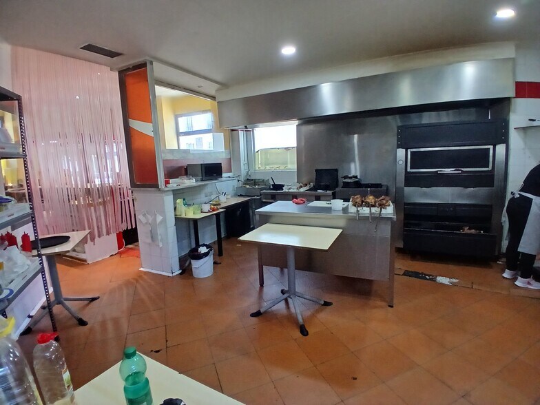 28025, 181, Madrid, Madrid en venta - Foto del edificio - Imagen 1 de 1