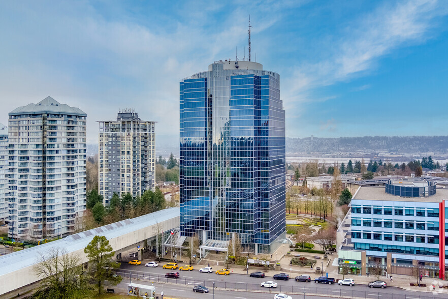 13401 108th Ave, Surrey, BC en alquiler - Foto del edificio - Imagen 1 de 5