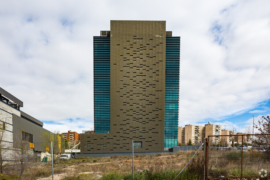 Avenida Eduardo Guitián, 11, Guadalajara, Guadalajara en venta - Foto del edificio - Imagen 3 de 3