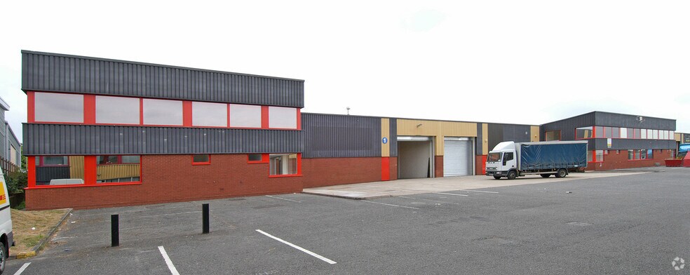 Flanders Rd, Southampton en alquiler - Foto del edificio - Imagen 2 de 12