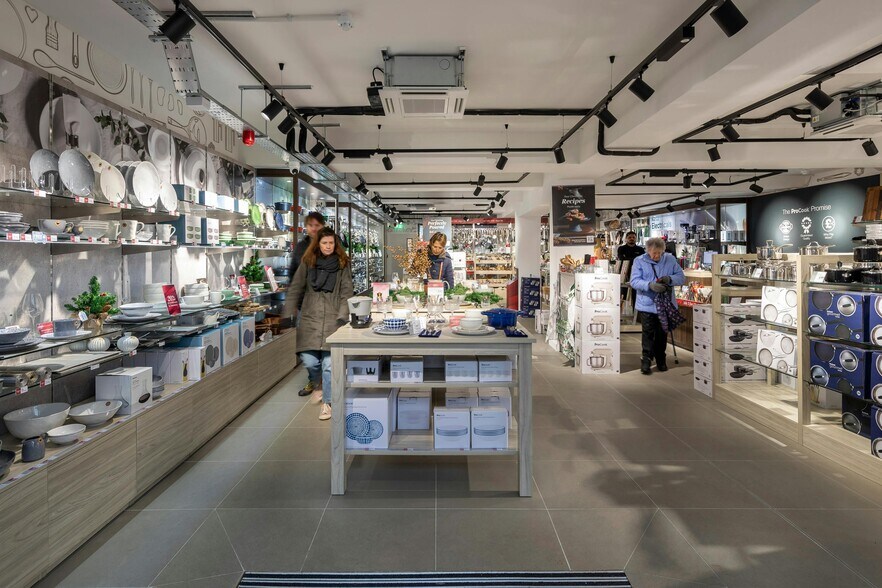 48-48A High St, Guildford en venta - Foto del edificio - Imagen 3 de 6