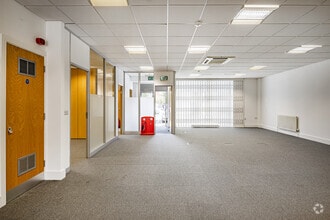 Skyhawk Av, Liverpool en alquiler Foto del interior- Imagen 2 de 10