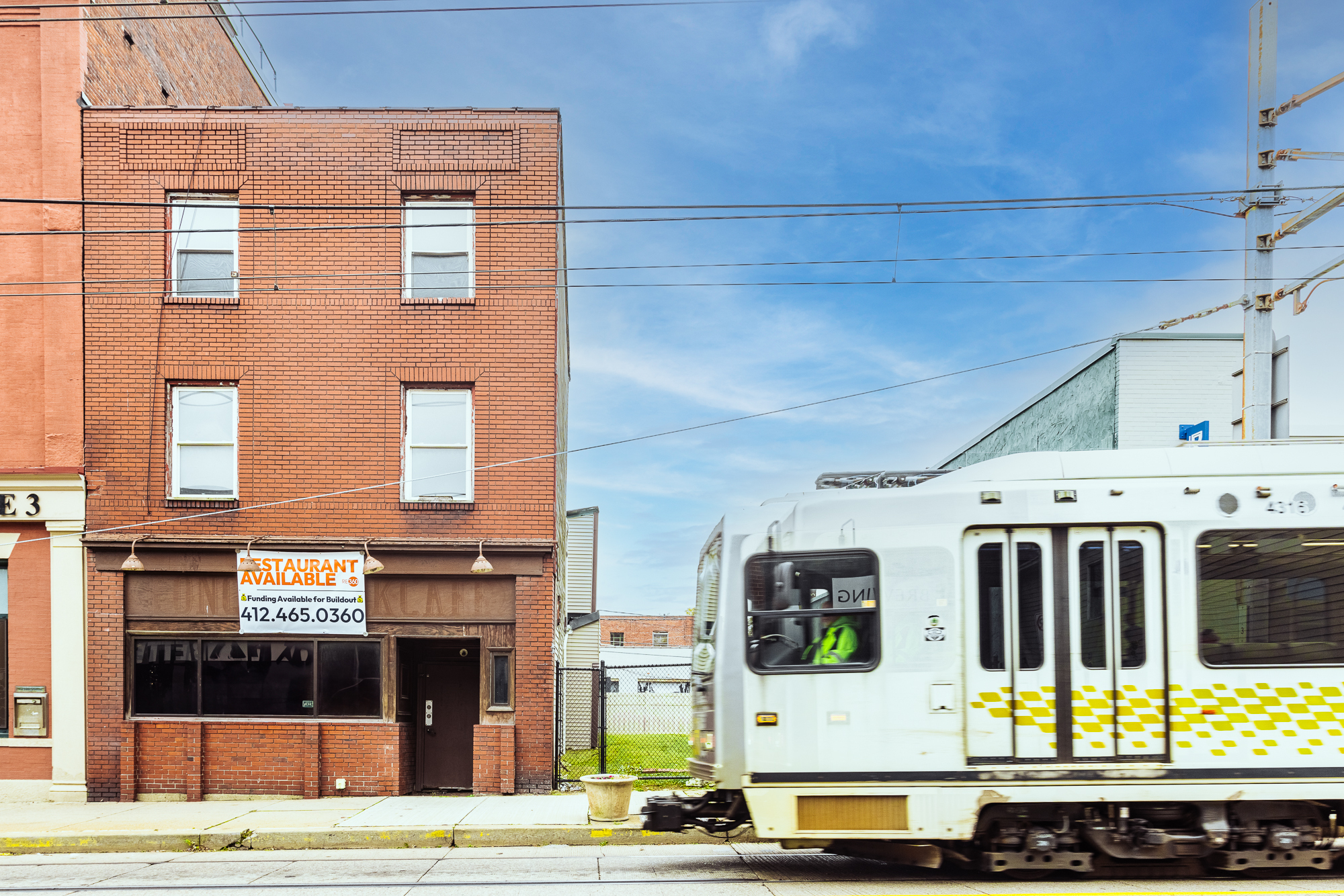 826 E Warrington Ave, Pittsburgh, PA en alquiler Foto del edificio- Imagen 1 de 7