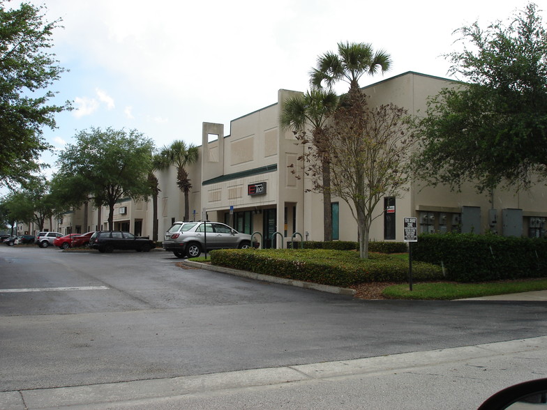 8440 Tradeport Dr, Orlando, FL en alquiler - Foto del edificio - Imagen 1 de 12