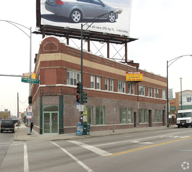 3200-3220 N Milwaukee Ave, Chicago, IL en alquiler - Foto del edificio - Imagen 1 de 15