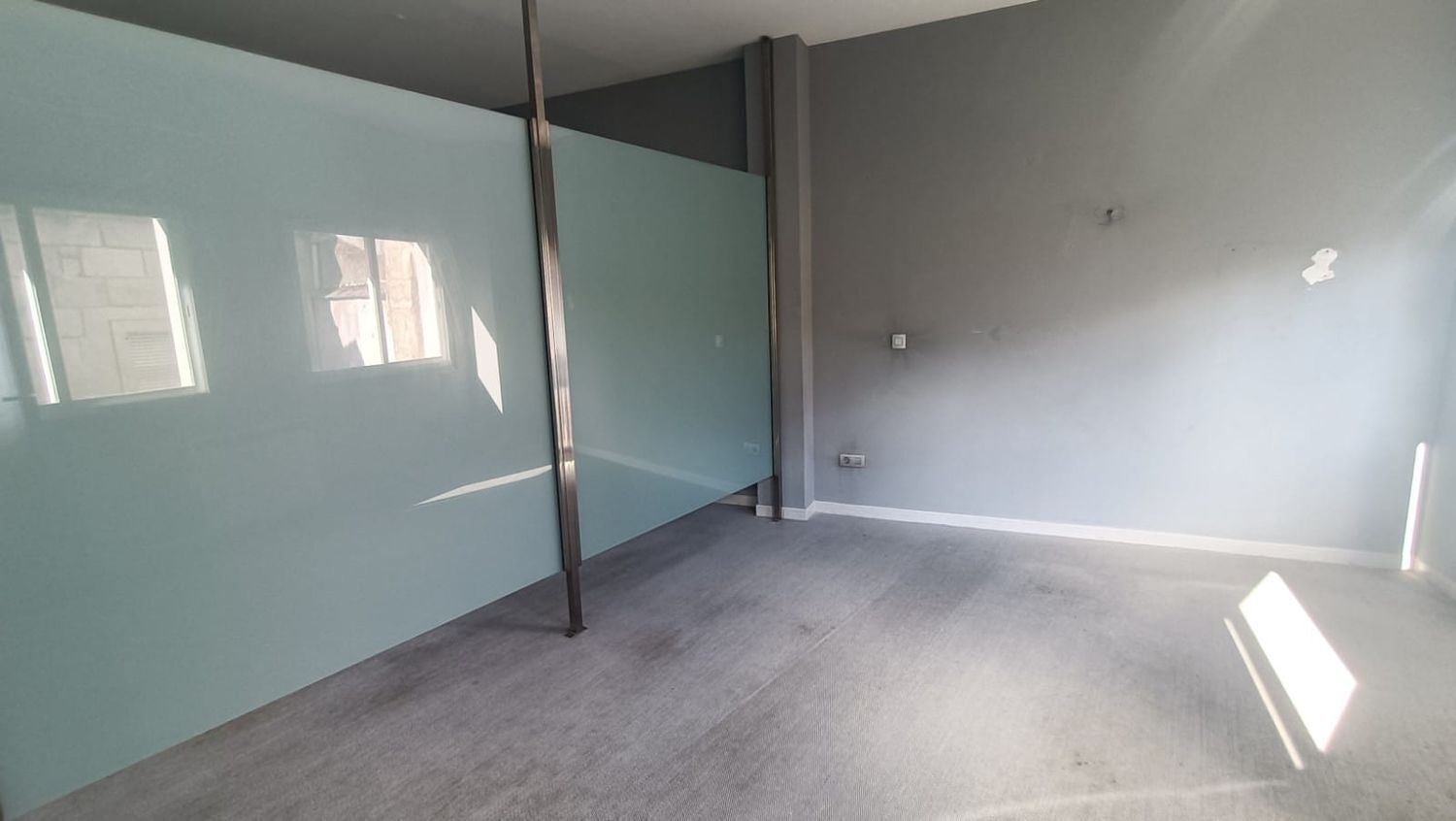 Oficina en Pontevedra en venta Foto del interior- Imagen 1 de 15