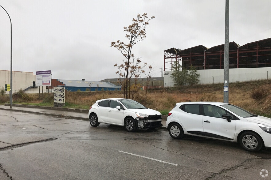 Calle del Puerto Guadarrama, 5, Móstoles, Madrid en venta - Foto del edificio - Imagen 3 de 5