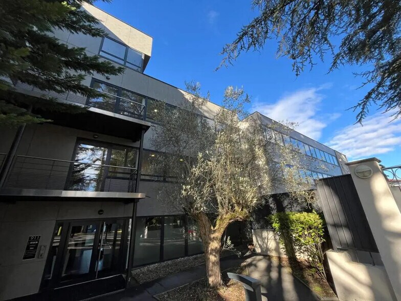 11 Chemin Des Petites Brosses, Caluire-et-Cuire en alquiler - Foto principal - Imagen 1 de 13