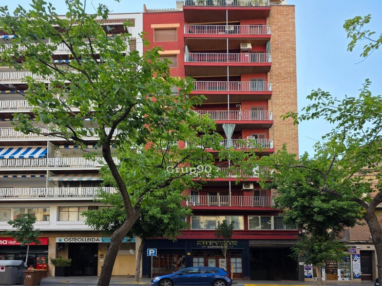 Edificio residencial en Lleida, Lérida en venta - Foto del edificio - Imagen 1 de 1