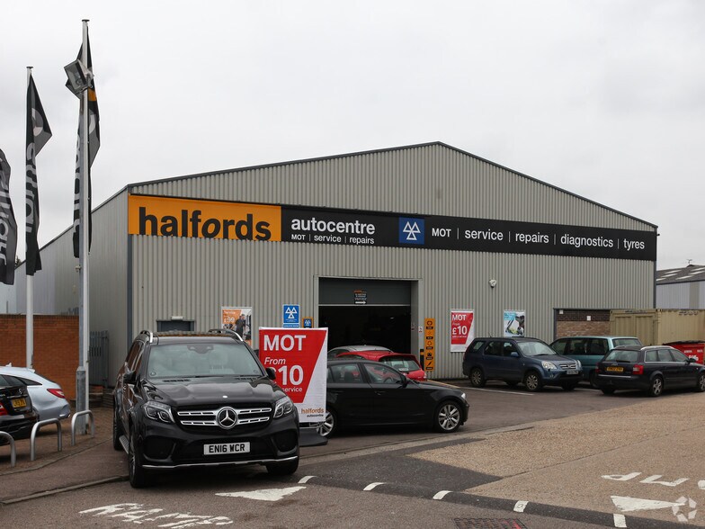 Stanstead Rd, Bishop's Stortford en alquiler - Foto del edificio - Imagen 3 de 8