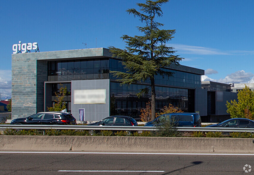 Avenida De Fuencarral, 44, Alcobendas, Madrid en alquiler - Foto del edificio - Imagen 2 de 7