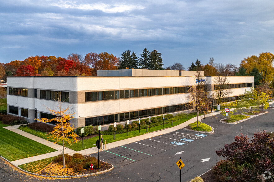 3500 Quakerbridge Rd, Mercerville, NJ en alquiler - Foto del edificio - Imagen 2 de 12