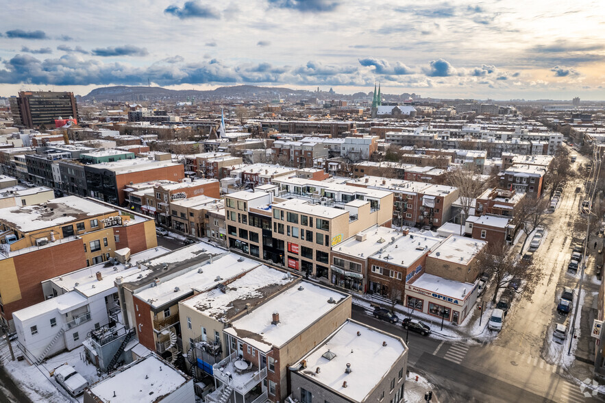 7472-7480 Rue Saint-Hubert, Montréal, QC en alquiler - Vista aérea - Imagen 3 de 5