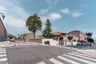 Calle Augusto Junquera, 32, Oviedo, AST - AÉREA vista de mapa