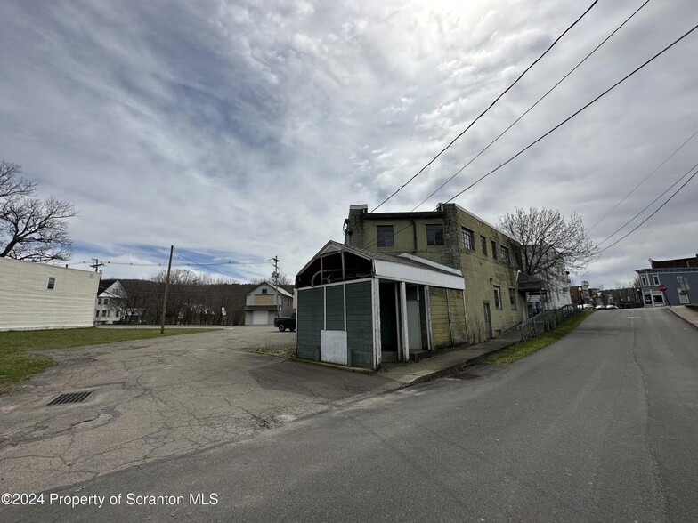 27 Taylor Ave, Wyalusing, PA en venta - Foto del edificio - Imagen 2 de 19