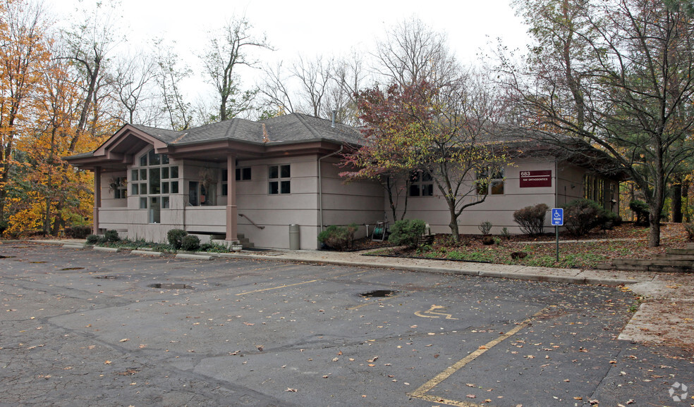 683 Cooper Rd, Westerville, OH en venta - Foto del edificio - Imagen 1 de 8